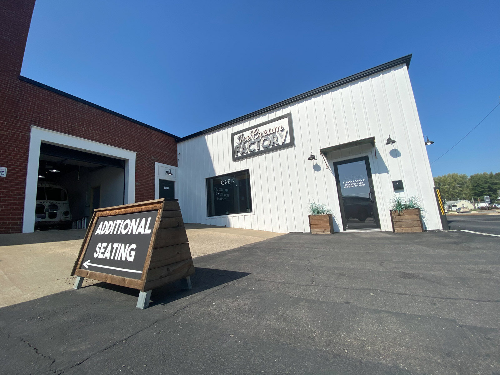 Ice Cream Factory in Eldon